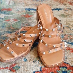 Madden Girl (Womens size 8)